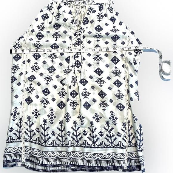 NWOT Ava Christine Navy & Cream Tribal Print Rayon Tank Size S Halter Neck - Picture 8 of 10
